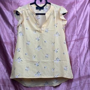 Women’s Yellow blouse